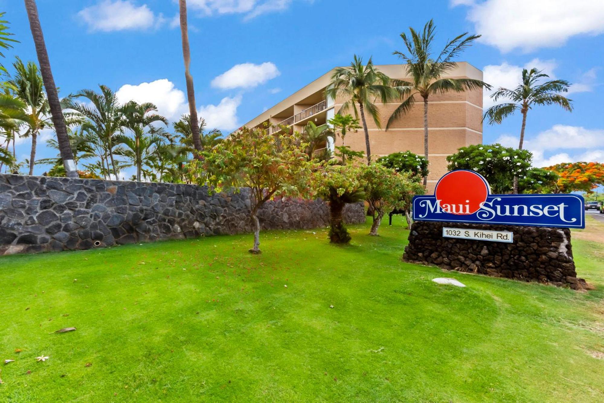 Maui Sunset Aparthotel Kihei Exterior photo